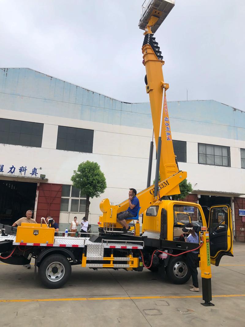 大同五十鈴高空作業(yè)車 專業(yè)供應(yīng)廠家，伸縮臂長(zhǎng)覆蓋廣